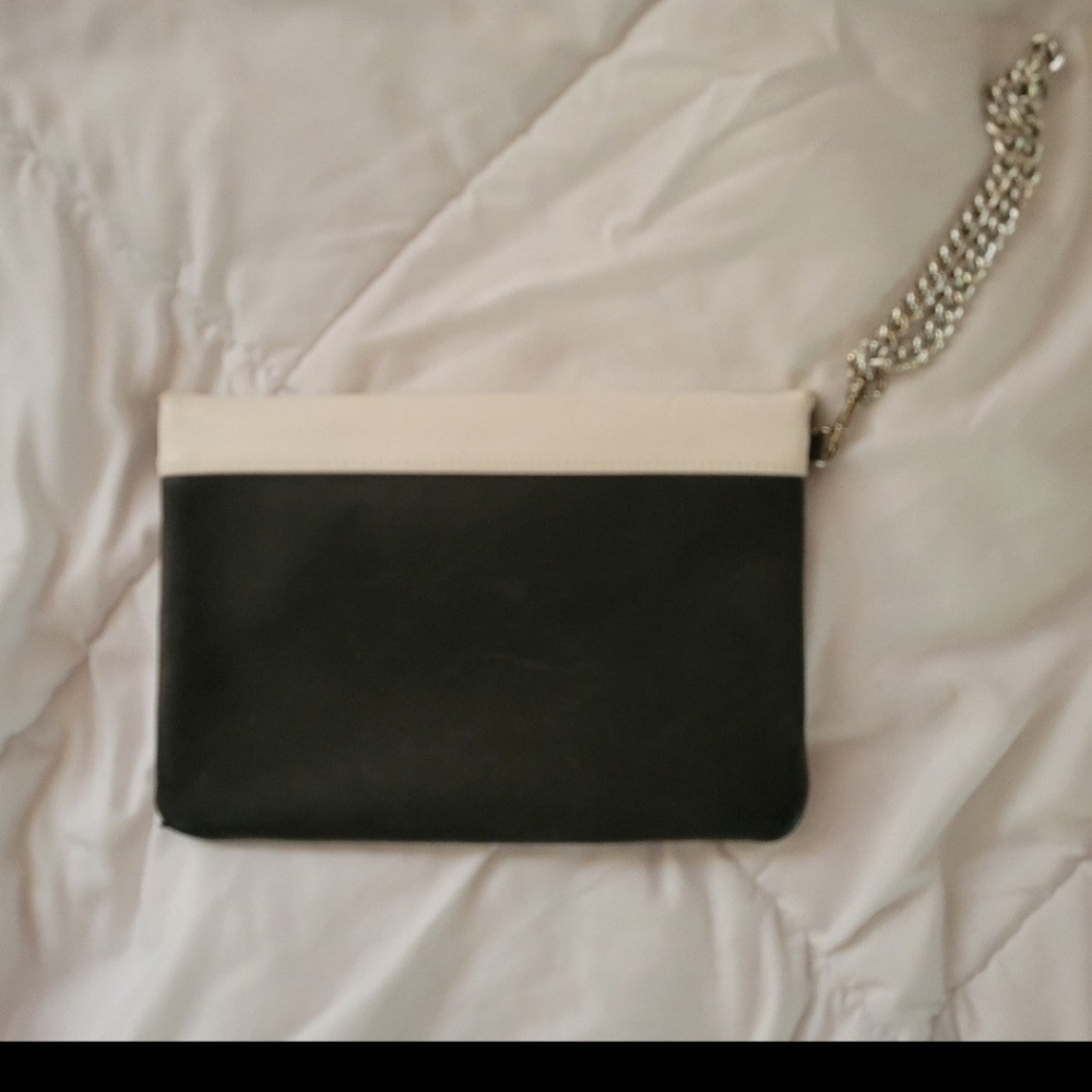 Express Wristlet - Picture 2 of 5